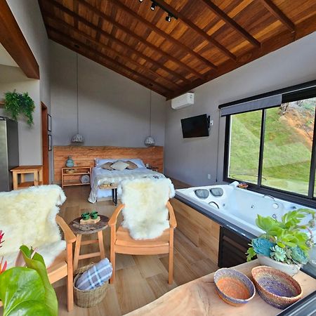 サンタ・テレサ Vila Pinheiroヴィラ エクステリア 写真